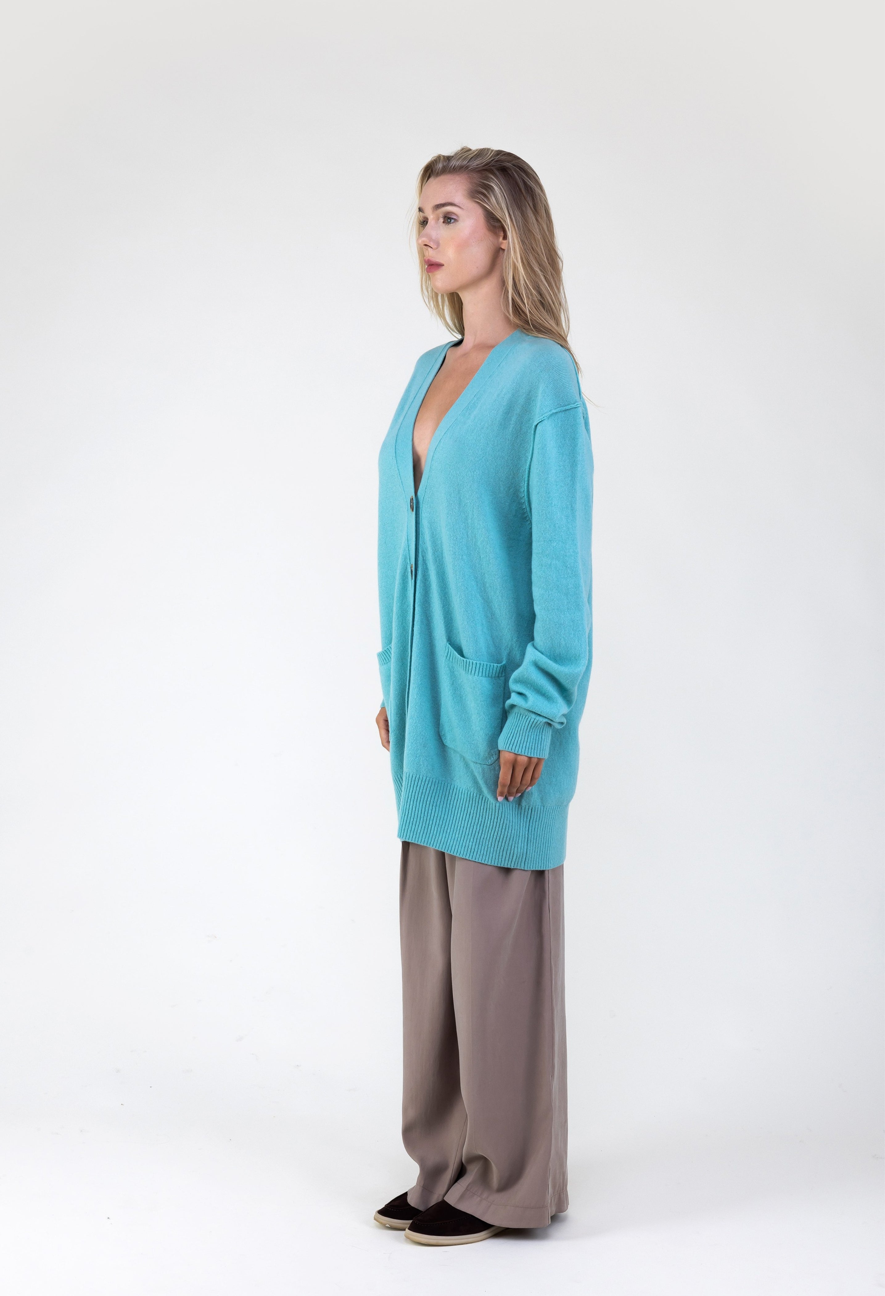 Van Kukil Cashmere Long V-Neck Cardigan