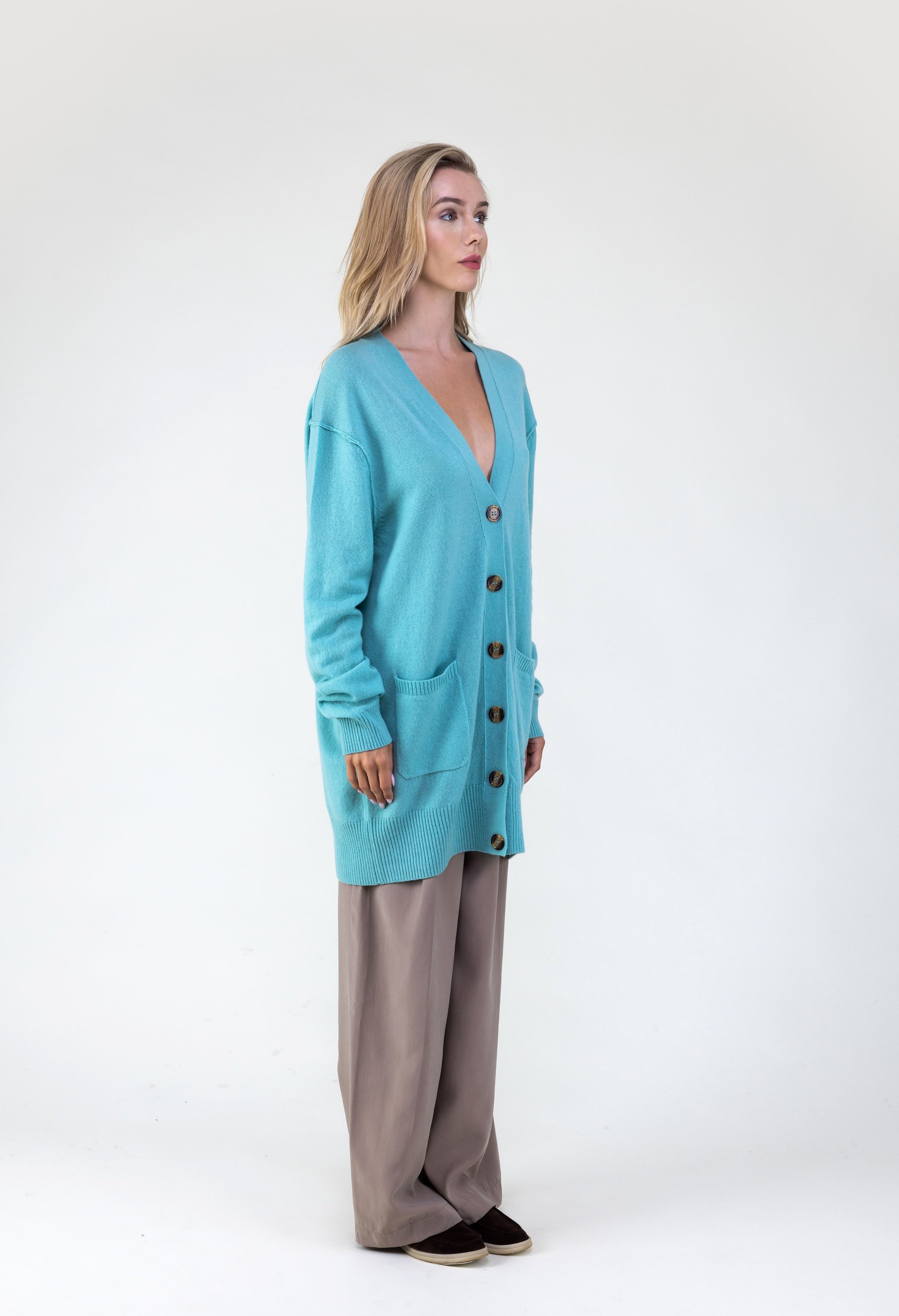 Van Kukil Cashmere Long V-Neck Cardigan