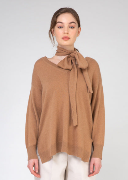 VAN KUKIL V SWEATER  NECK WITH SCARF