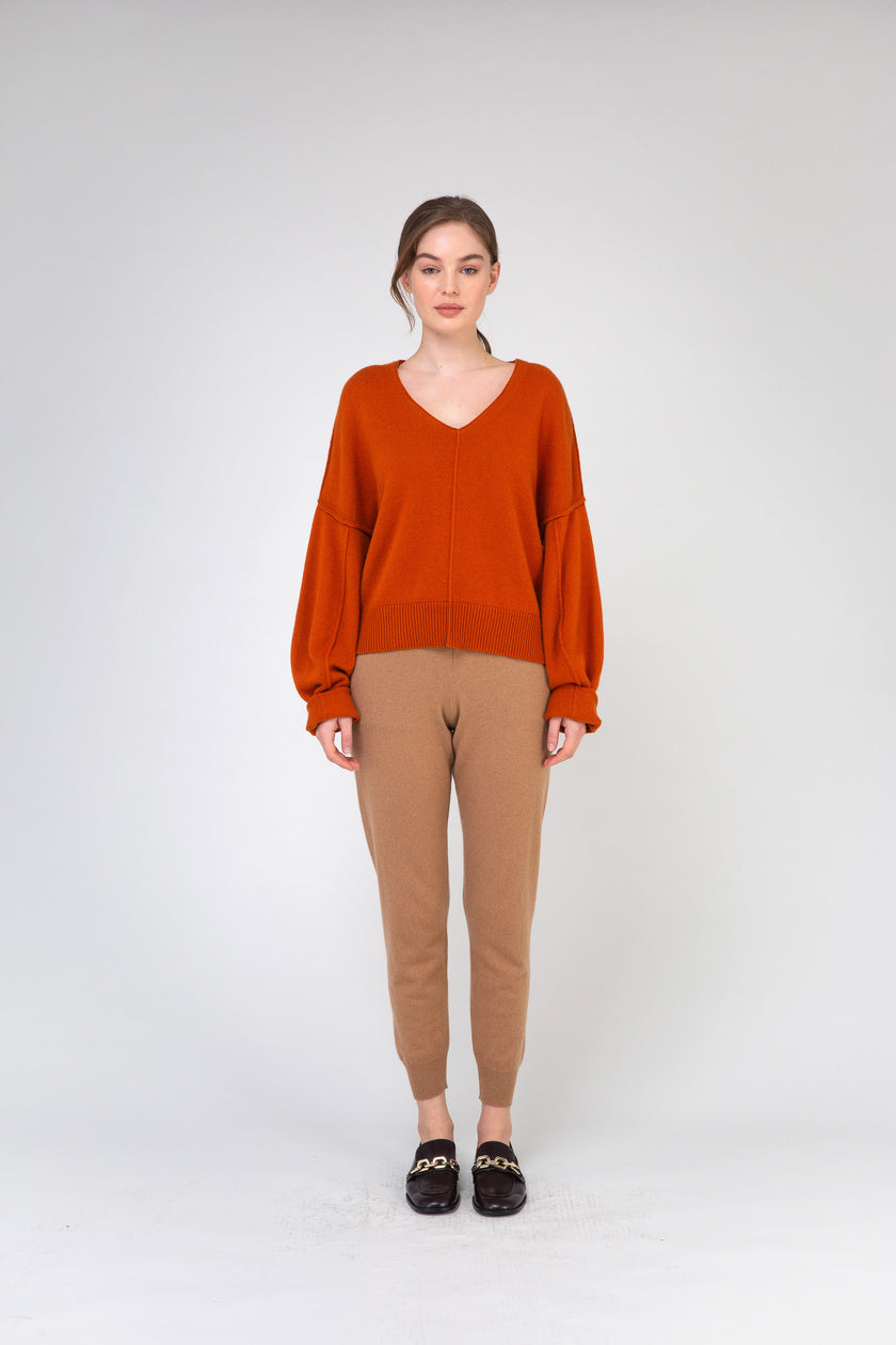 VAN KUKIL V NECK BUTTERFLY JUMPER