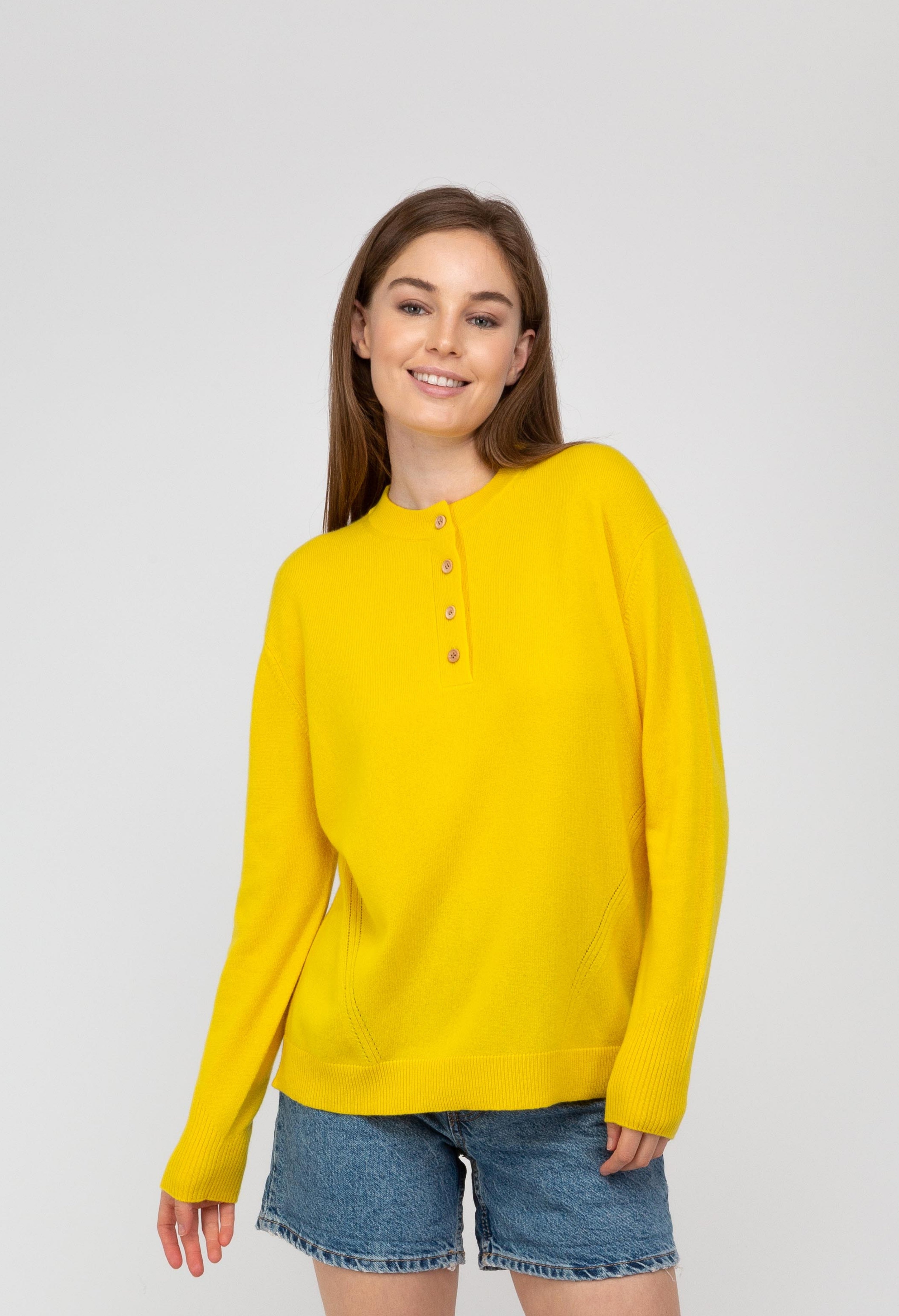 Van Kukil Cashmere Henley Neck Sweater
