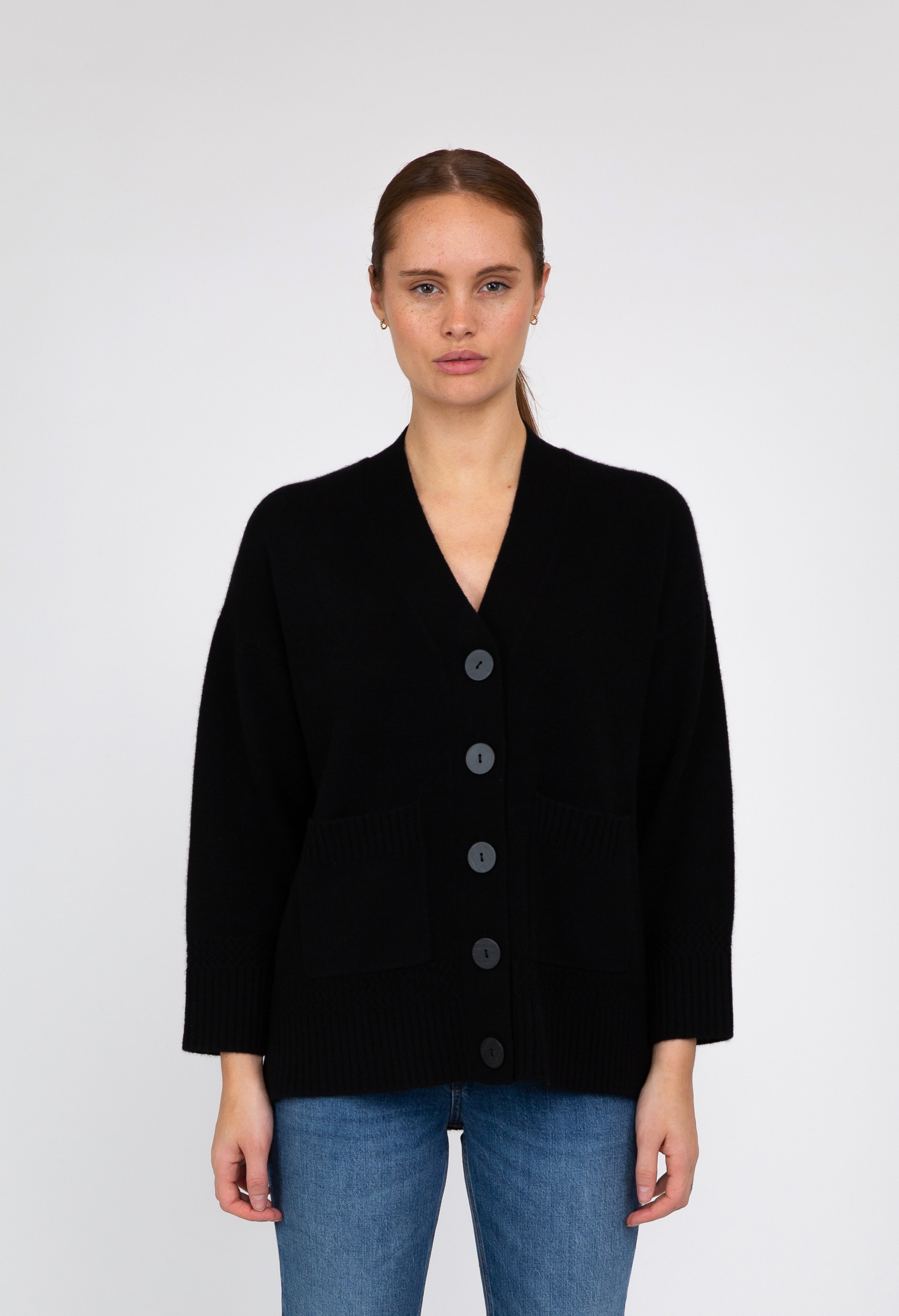 Van Kukil Cashmere Buttoned Cardigan