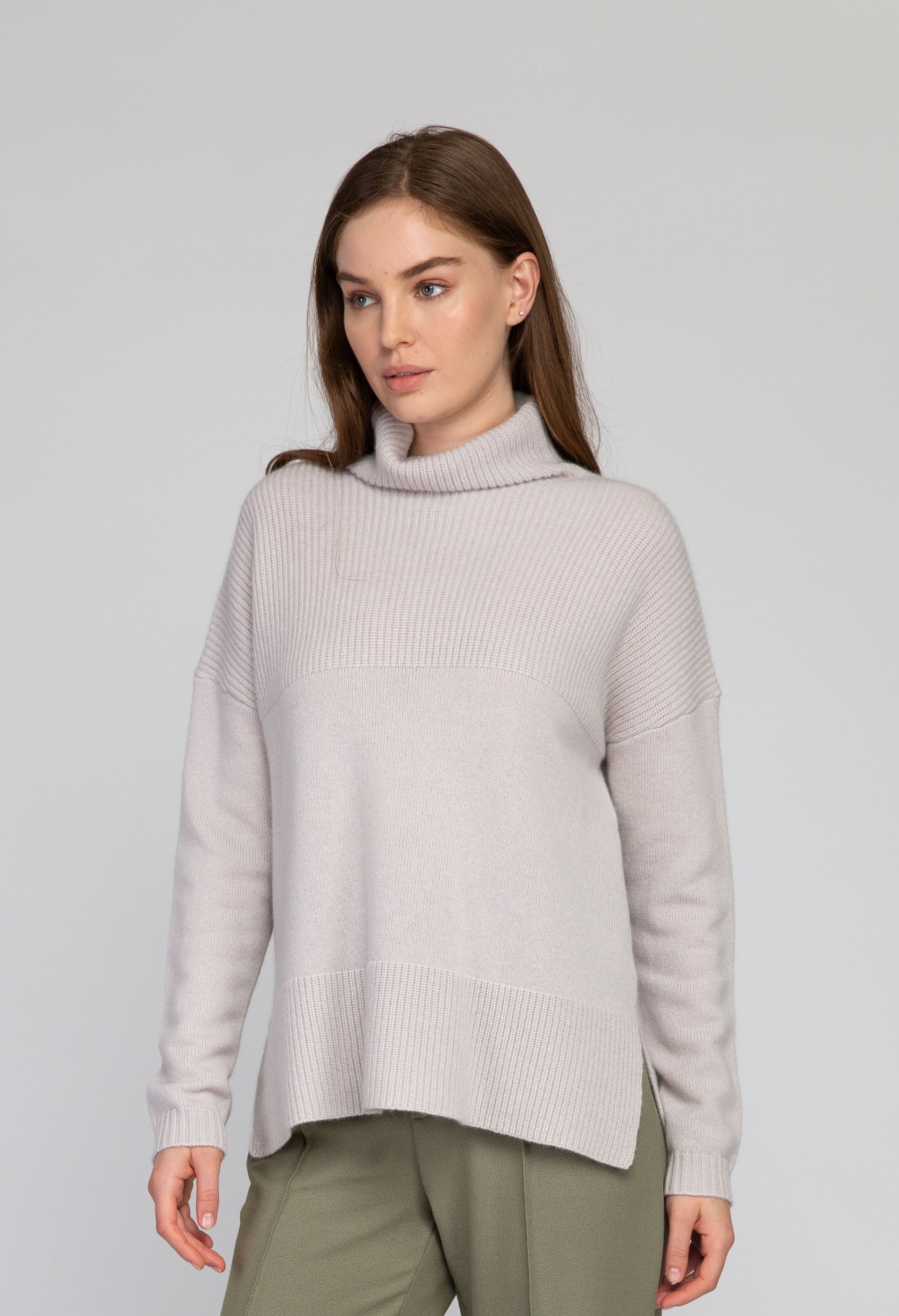 VAN KUKIL ROLL NECK HALF RIB JUMPER