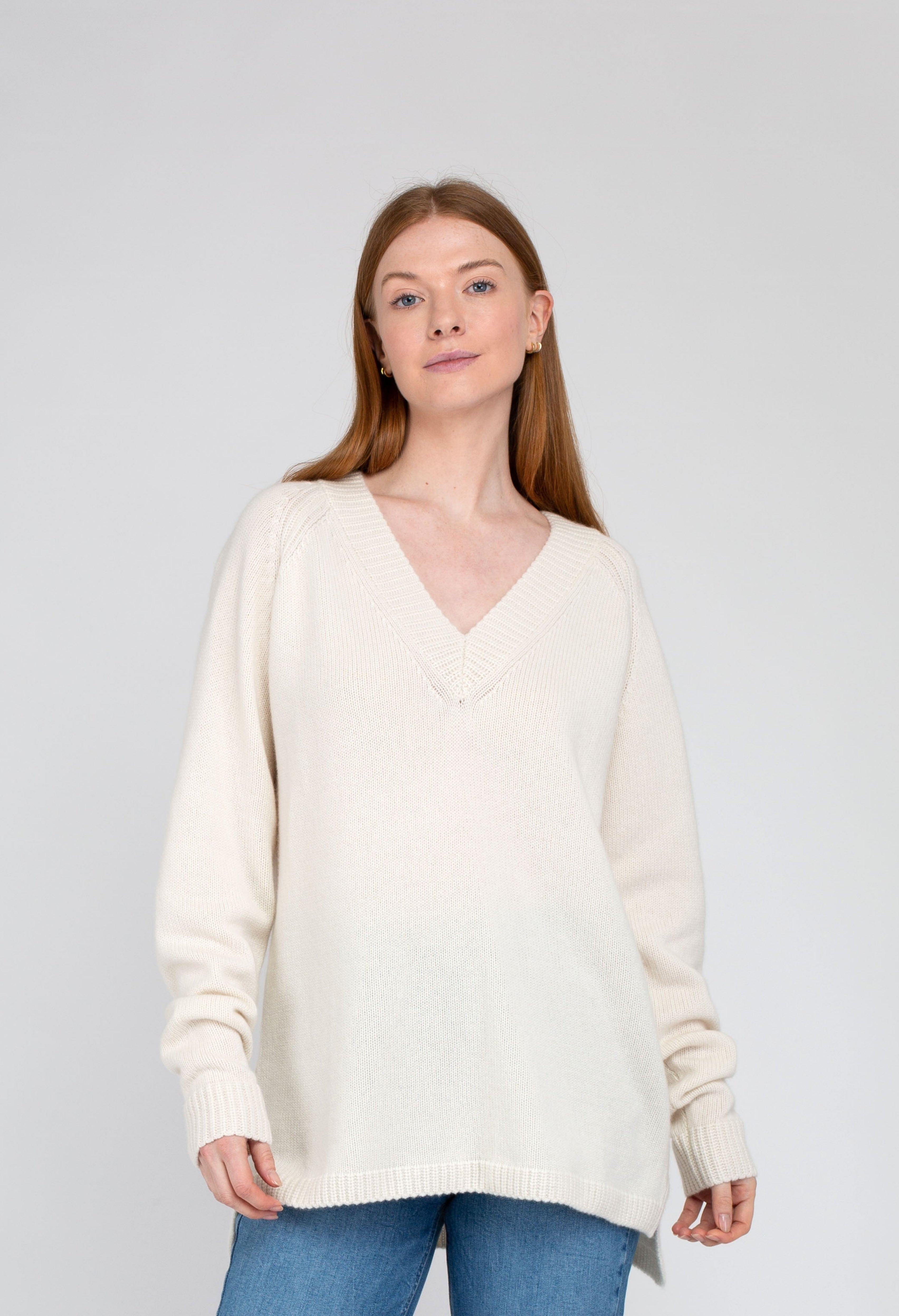 Van Kukil V-Neck Relaxed Jumper