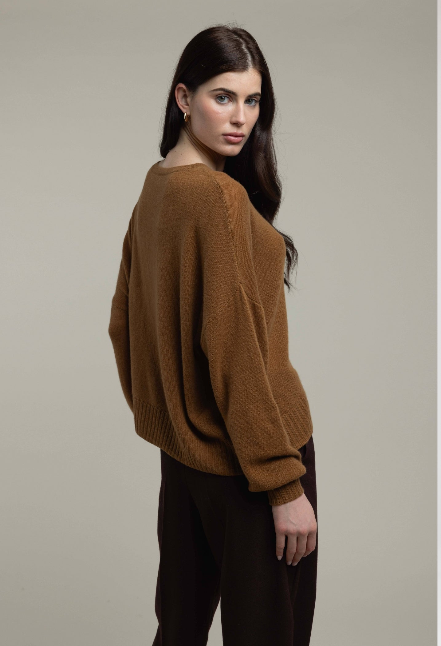 Van Kukil 100% Vicuna Crew neck Sweater