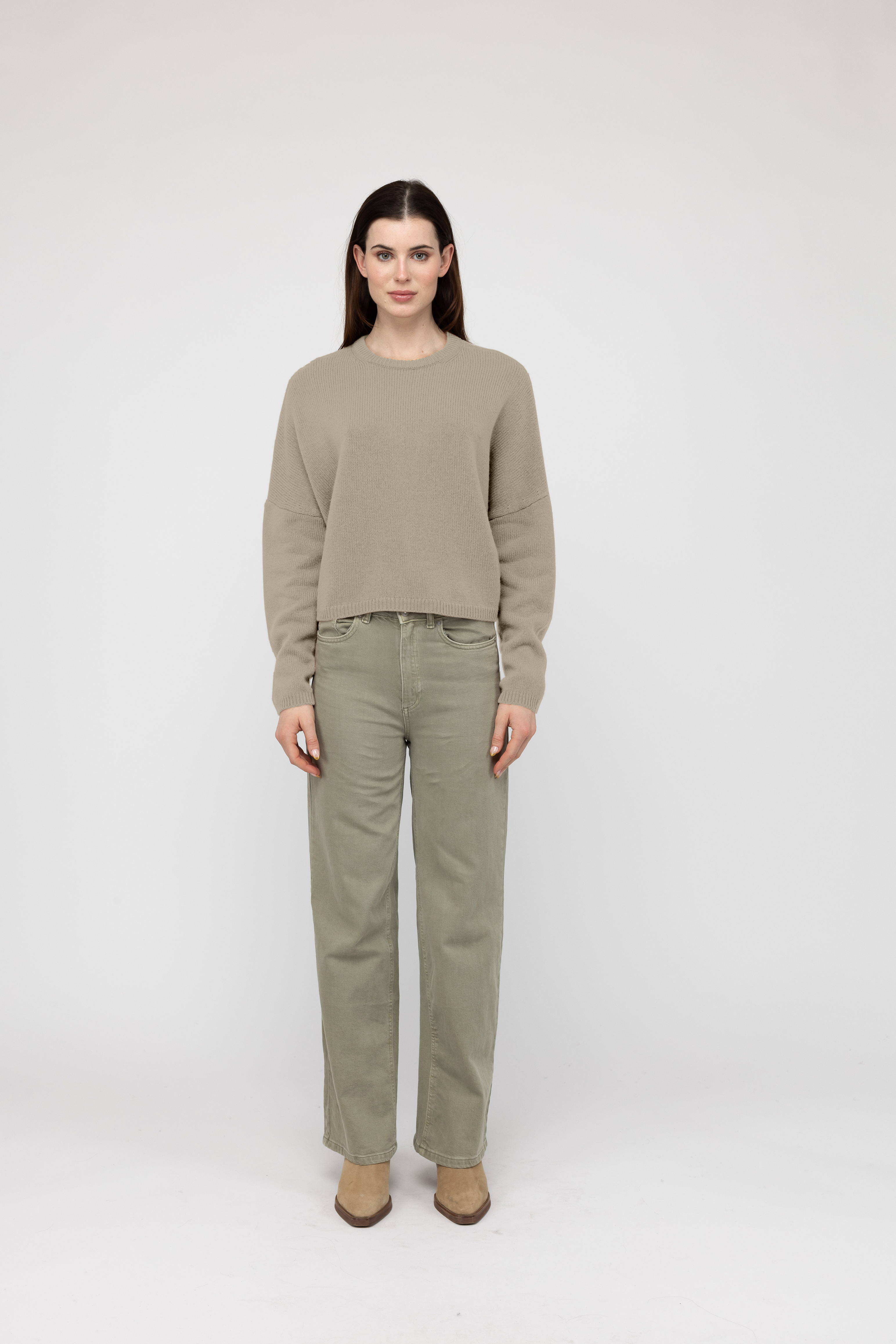 Van Kukil Cashmere Relaxed Fit Sweater
