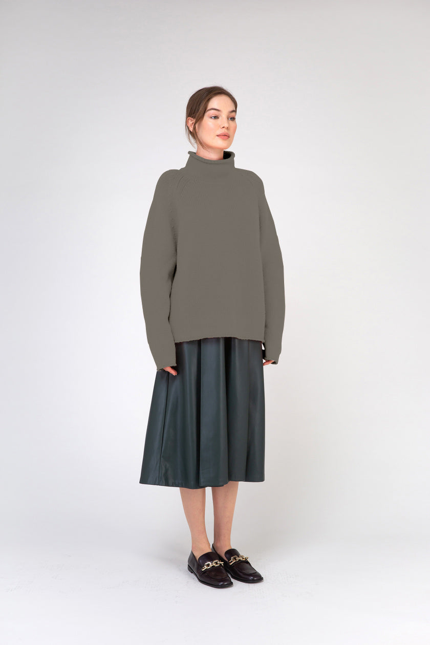 VAN KUKIL FUNNEL NECK CHUNKY KNIT JUMPER